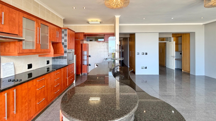 2 Bedroom Property for Sale in Strand Central Western Cape